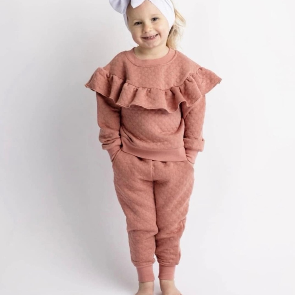 NWT Bums & Roses Natural Bamboo Quilted Jogger Set